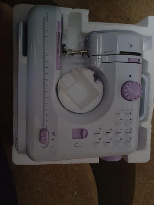 продам швейную машинку