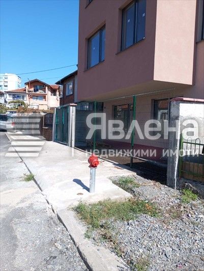 Продава се Тристаен апартамент в Бургас, Меден рудник - зона Г - 84 кв.м за 834 €/кв.м - Снимка #1