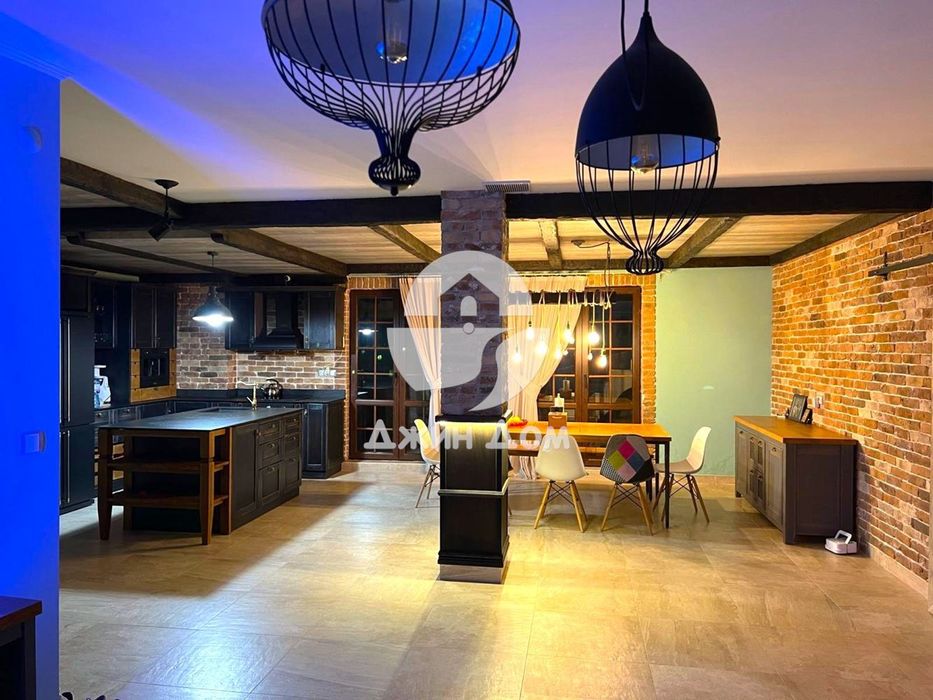 Продава се Мезонет в Несебър - 460 кв.м за 870 €/кв.м - Снимка #1