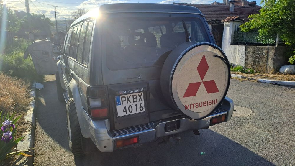 Mitsubishi Pajero 2