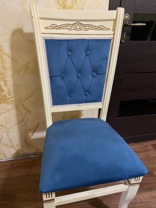 Продам стол со стульями