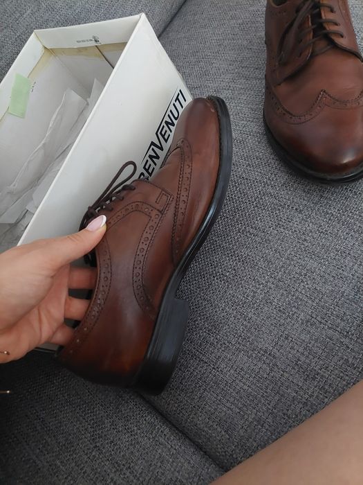 Pantofi din piele eleganți Benvenutti