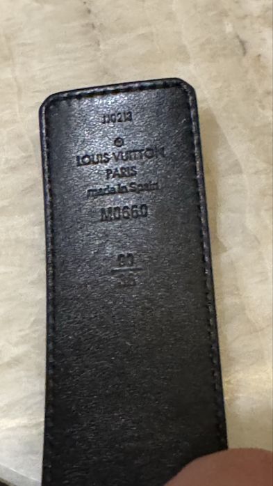 Curea Louis Vuitton Shapes cu initiale albastru deschis