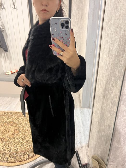 Продам мутоновую шубу