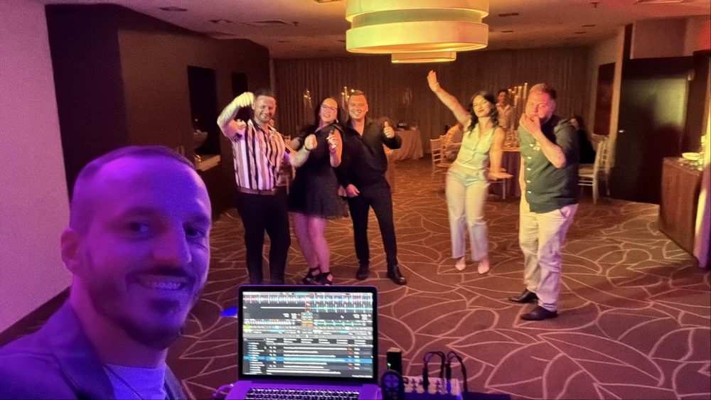 Dj Evenimente Calaras /Nunta/Cununie/Botez/Petreceri Private/Majorat