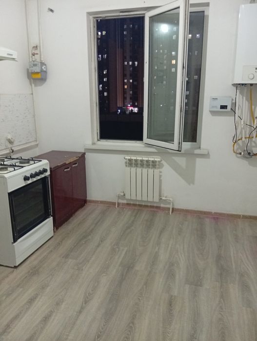 Маклерсиз 3 хонали квартира