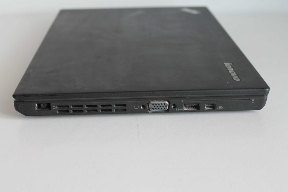 Lenovo ThinkPad x240 4GB RAM, 128GB, с Windows 11, използван