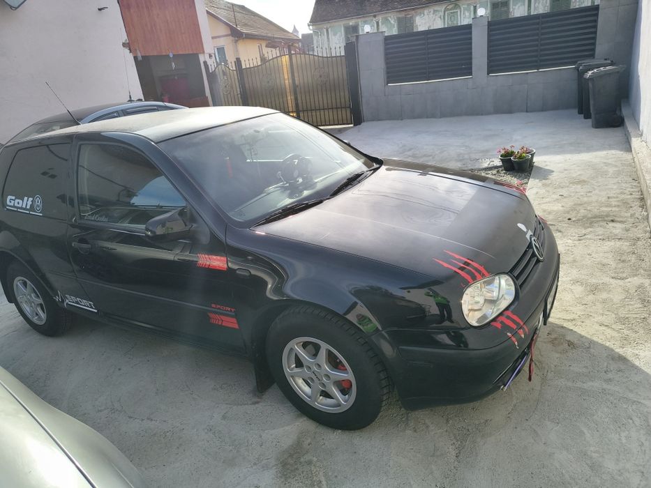 Volkswagen Golf 2000 benzină, 905 € — imagine 2