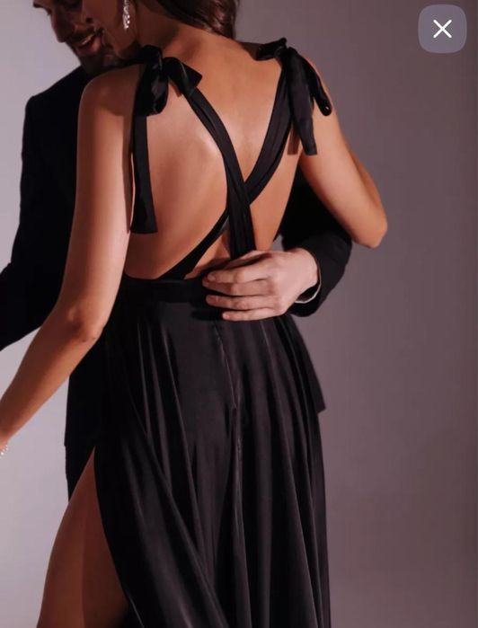 Женское вечернее платье