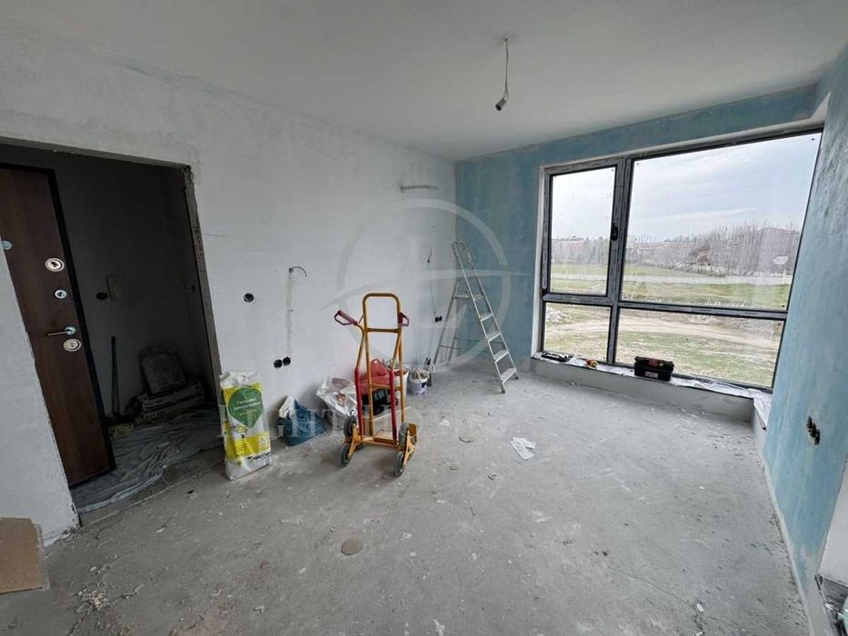 Реф. 3705 Двустаен Обзаведен Луксозна Сграда / Остромила