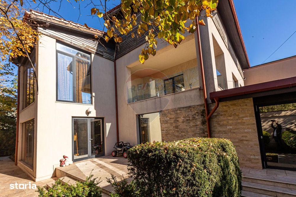 Vilă premium P+1+M, teren 1.216 mp – Faleza Sud, Constanța