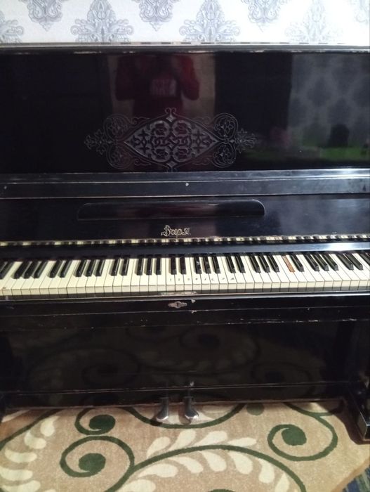 Srochno Pianino sotiladi