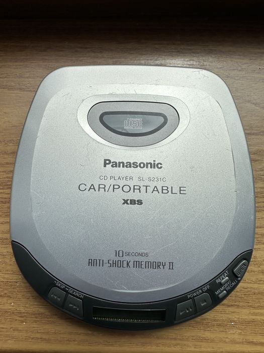 CD player Panasonic SL S231C Discman  cu telecomandă