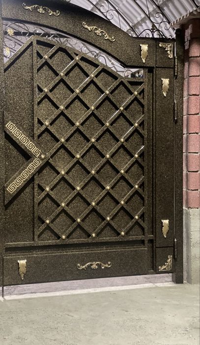 Покраска ворот и полностью дом