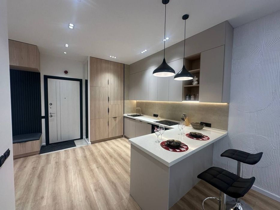 Ташкент сити Бульвар! Стильная 2ка с видом на парк! Авторский ремонт!