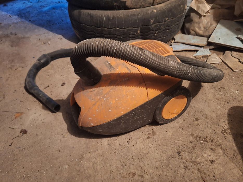 Пылесос на запчасти