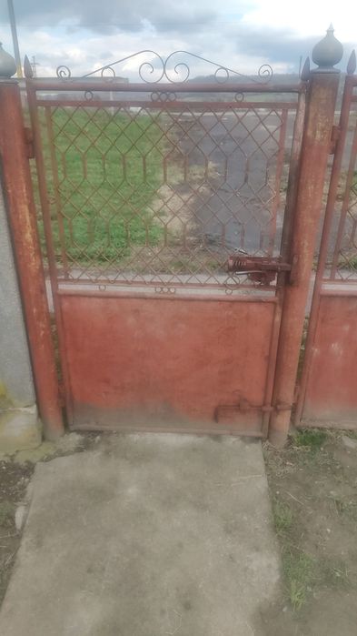 Porți de vânzare