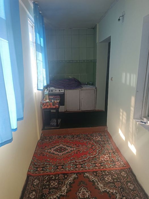 5chi A.Jomiy ko'chasidan 2xonali uy sotiladi