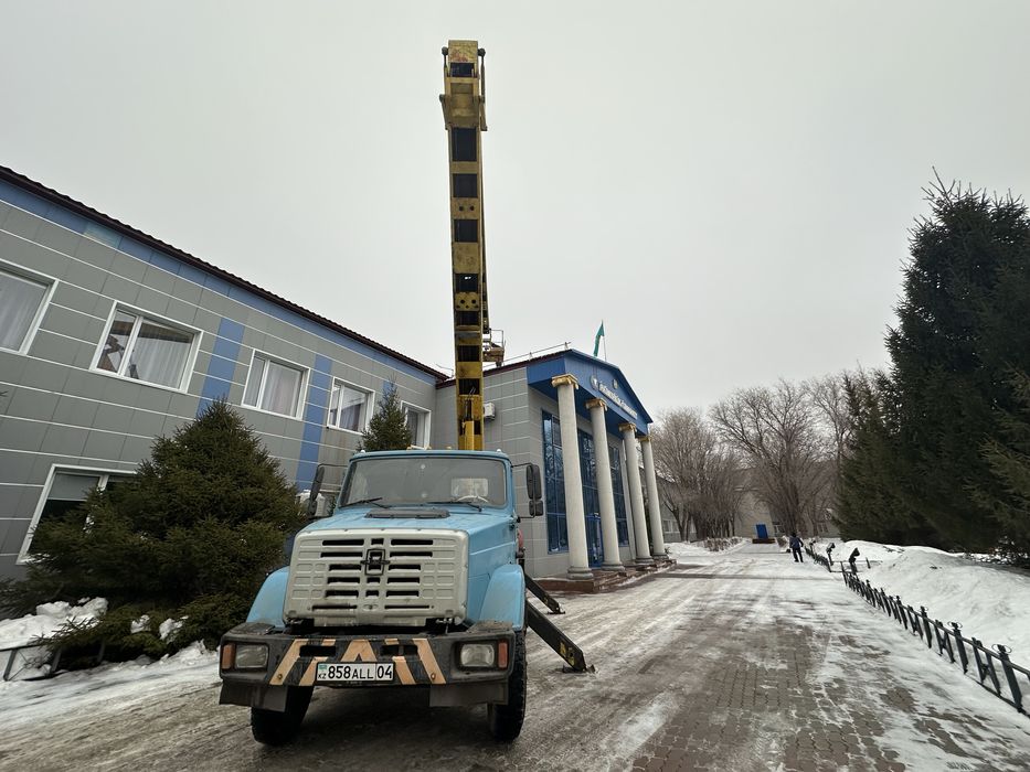 Уборка снега с крыши