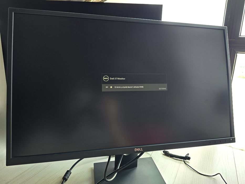 Монитор DELL 27" дюйм IPS