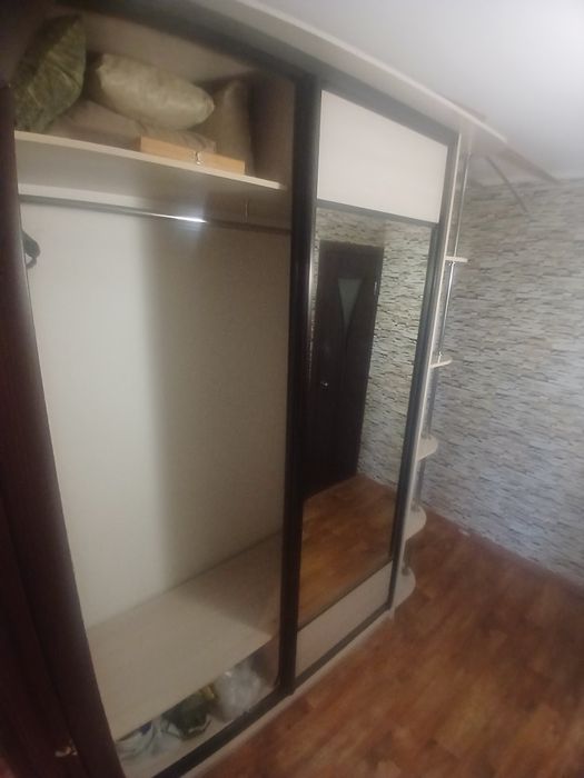 Продается шкаф купэ