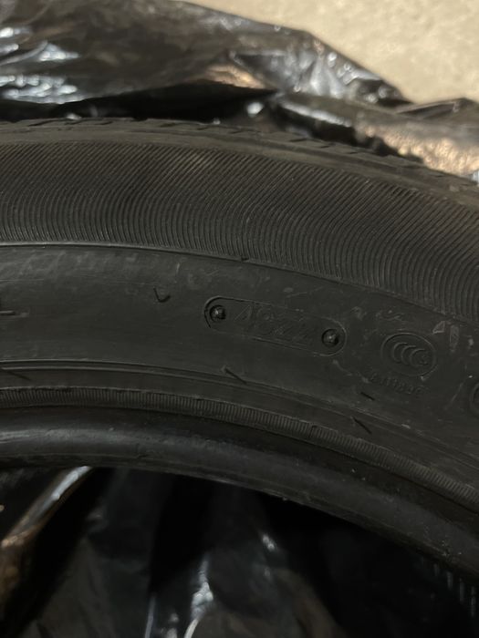 Продам резину 245/55 R19