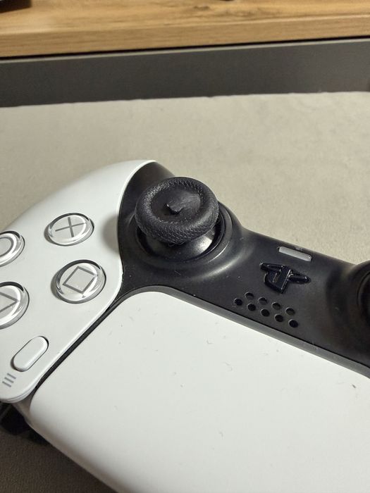 Продам Play Station 5