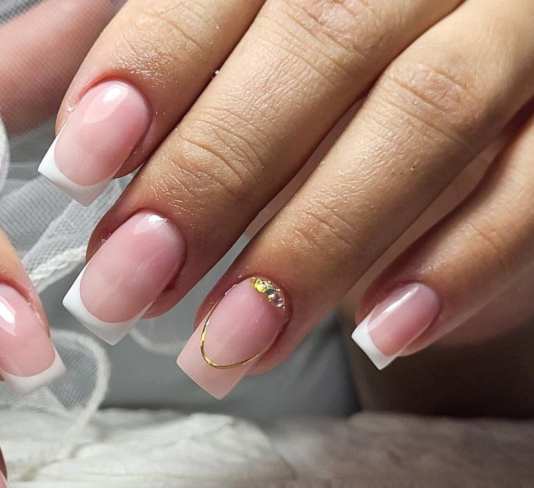 Aplic unghii cu gel Ploiești Vest-Malu Rosu