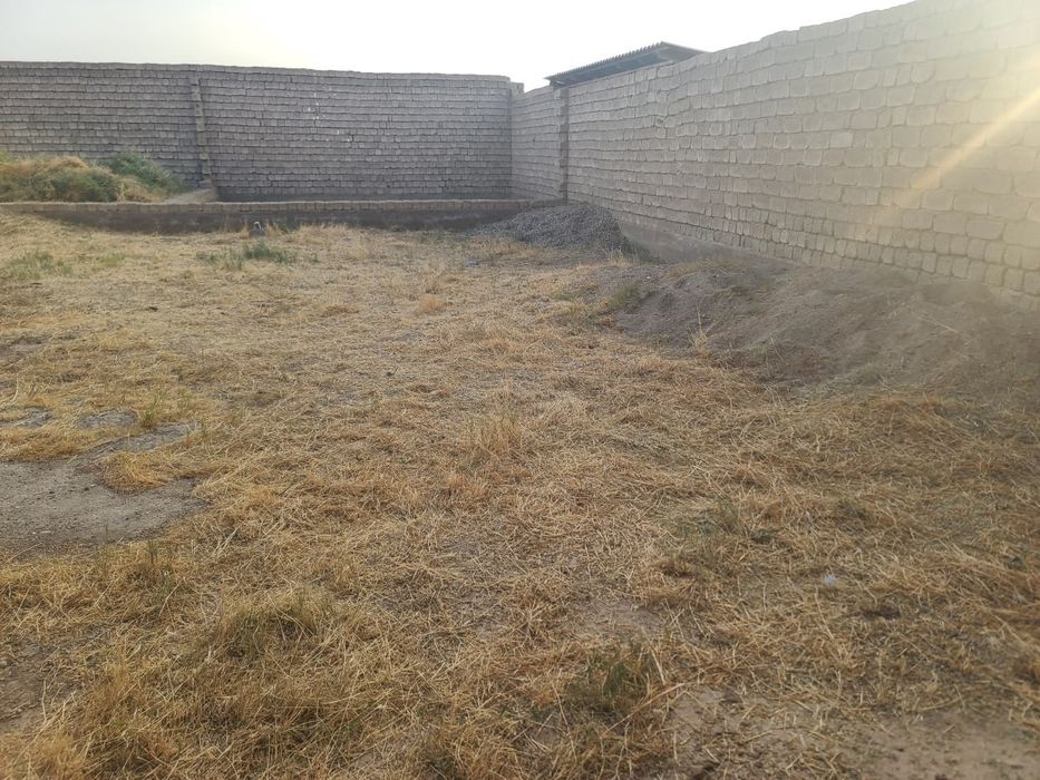 Uy sotiladi 250mln kelishamiz