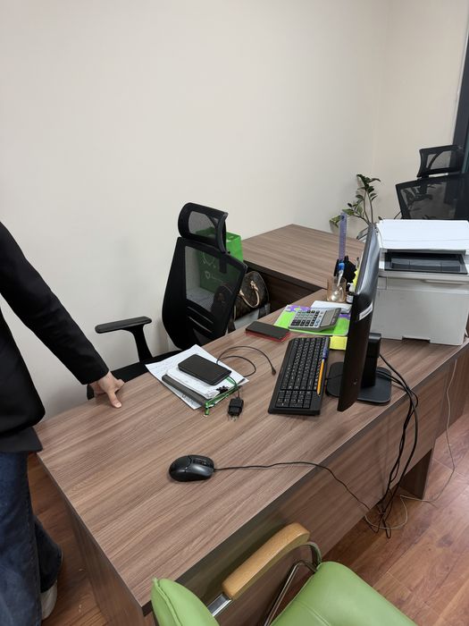 Столы компьютерный для офиса