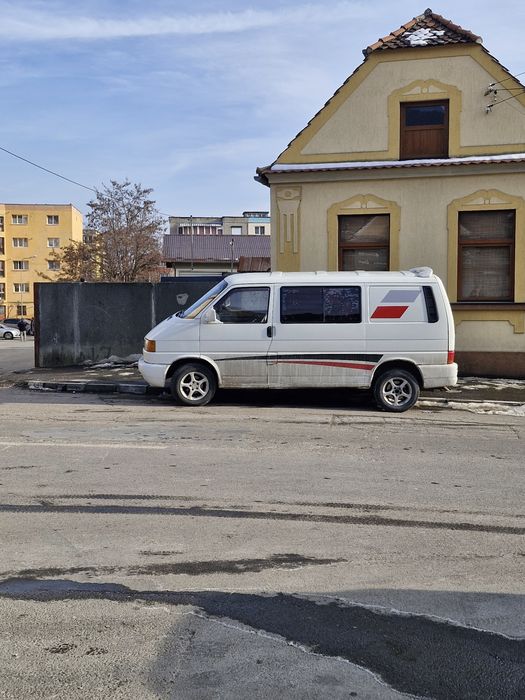 Vând Volkswagen t4
