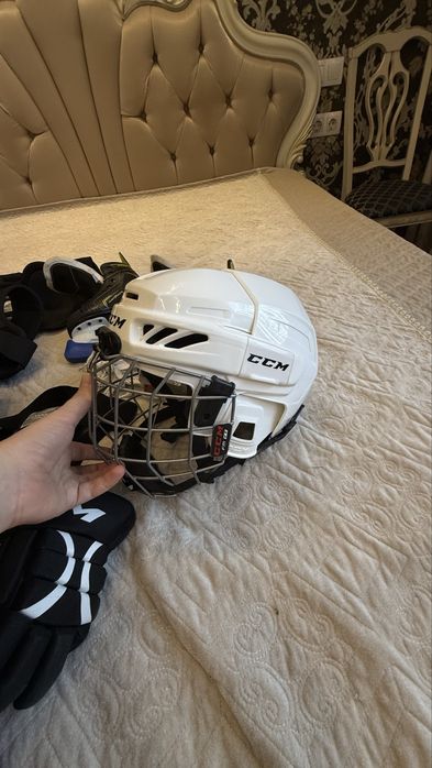 Хоккейный шлем ссм детский