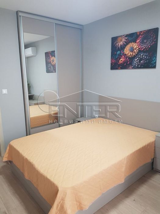 Дава се под наем Тристаен апартамент в Варна, Цветен квартал - 75 кв.м за 650 € - Снимка #4