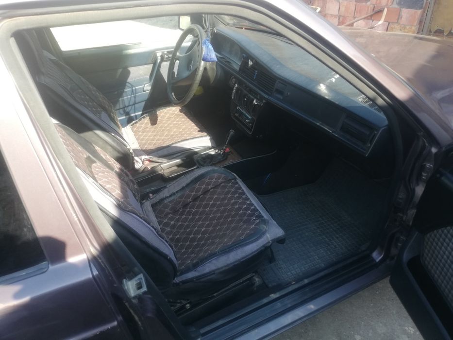 Продам мерс 190 дизел об. 2.5