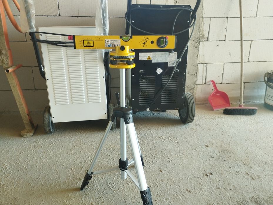 Laser, nivela cu laser