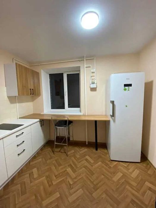 Двустаен имот в кв.Света Троица