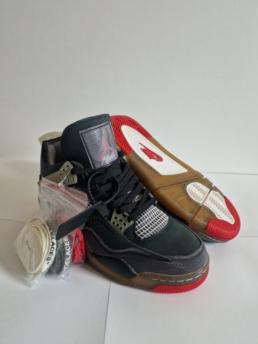 Air Jordan 4 x Off white