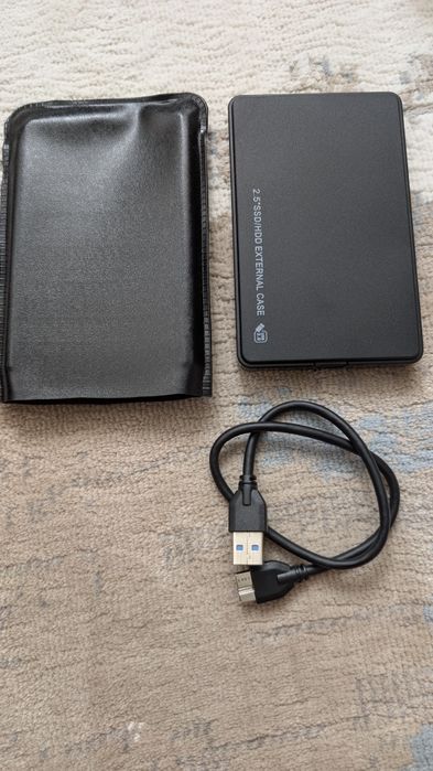 Корпус флэшка на 1000 ГБ