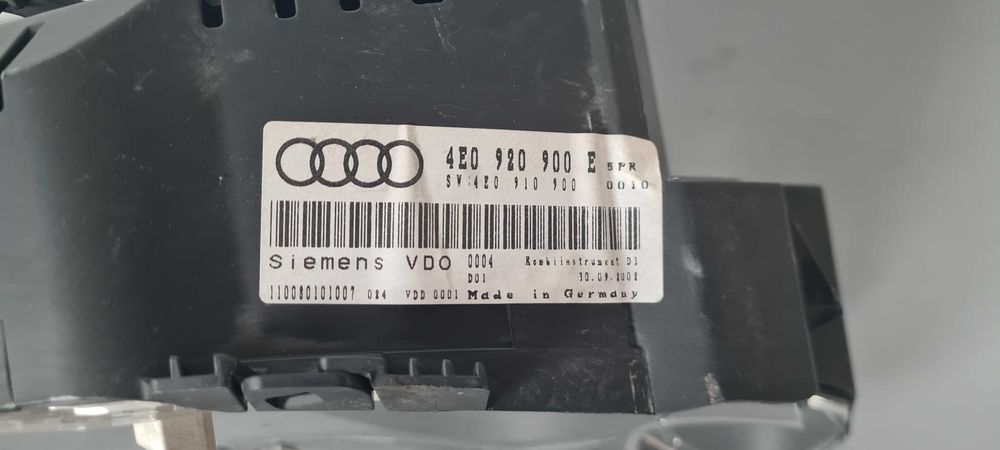 Километраж Audi A8 4.2i 2004г.