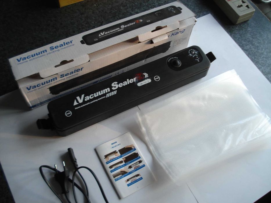 Вакууматор бытовой