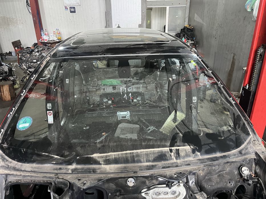 Предно стъкло бмв ф10/11 ( predno styklo bmw f10/11 )