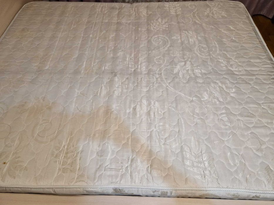 Матрас для кровати