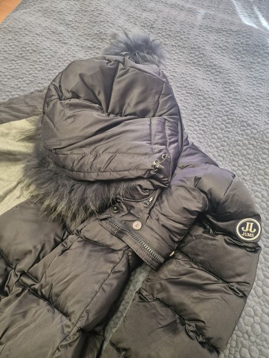 Продам детскую куртку