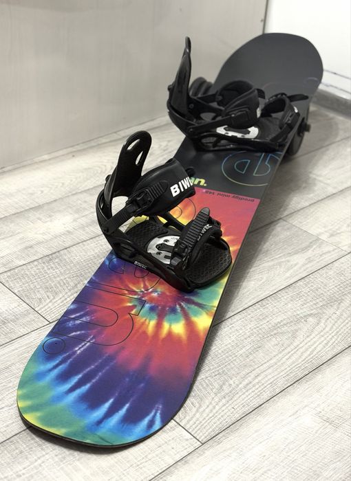 Продам сноуборд с креплениями