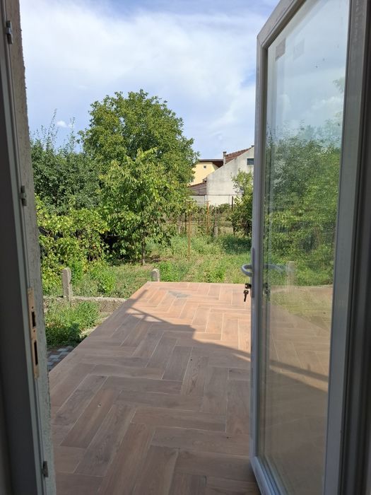 Vand casa finisata  3 camere