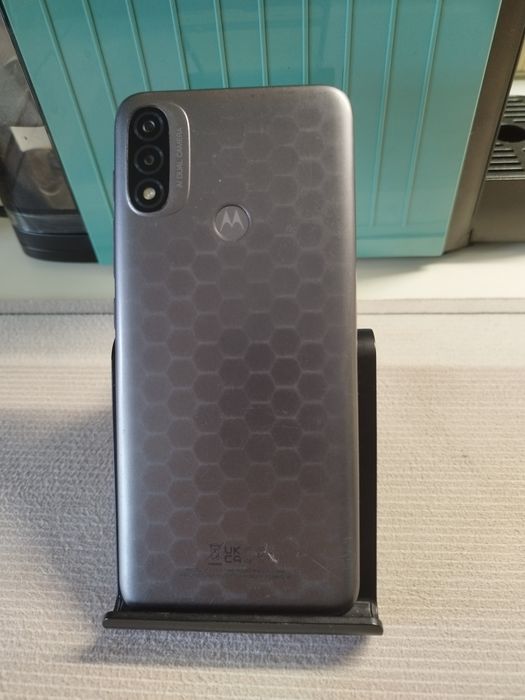 Telefon mobil Motorola E20