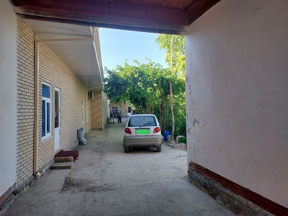 Когон тумани Сиёз поён кишлогида 26сотихли катта ховли сотилади