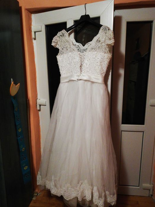 Vind rochie de mireasa tip prințesă!