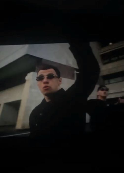 Продам проектор на андроиде HY-300