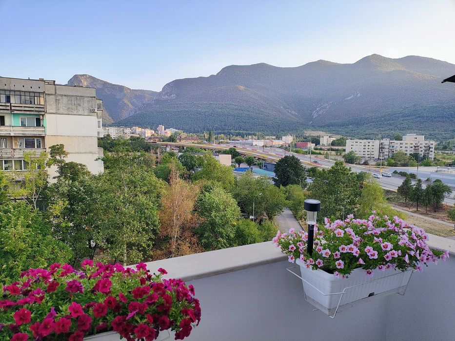 Продава се Двустаен апартамент в Добрич, ЖП Гара - 64 кв.м за 1275 €/кв.м - Снимка #6